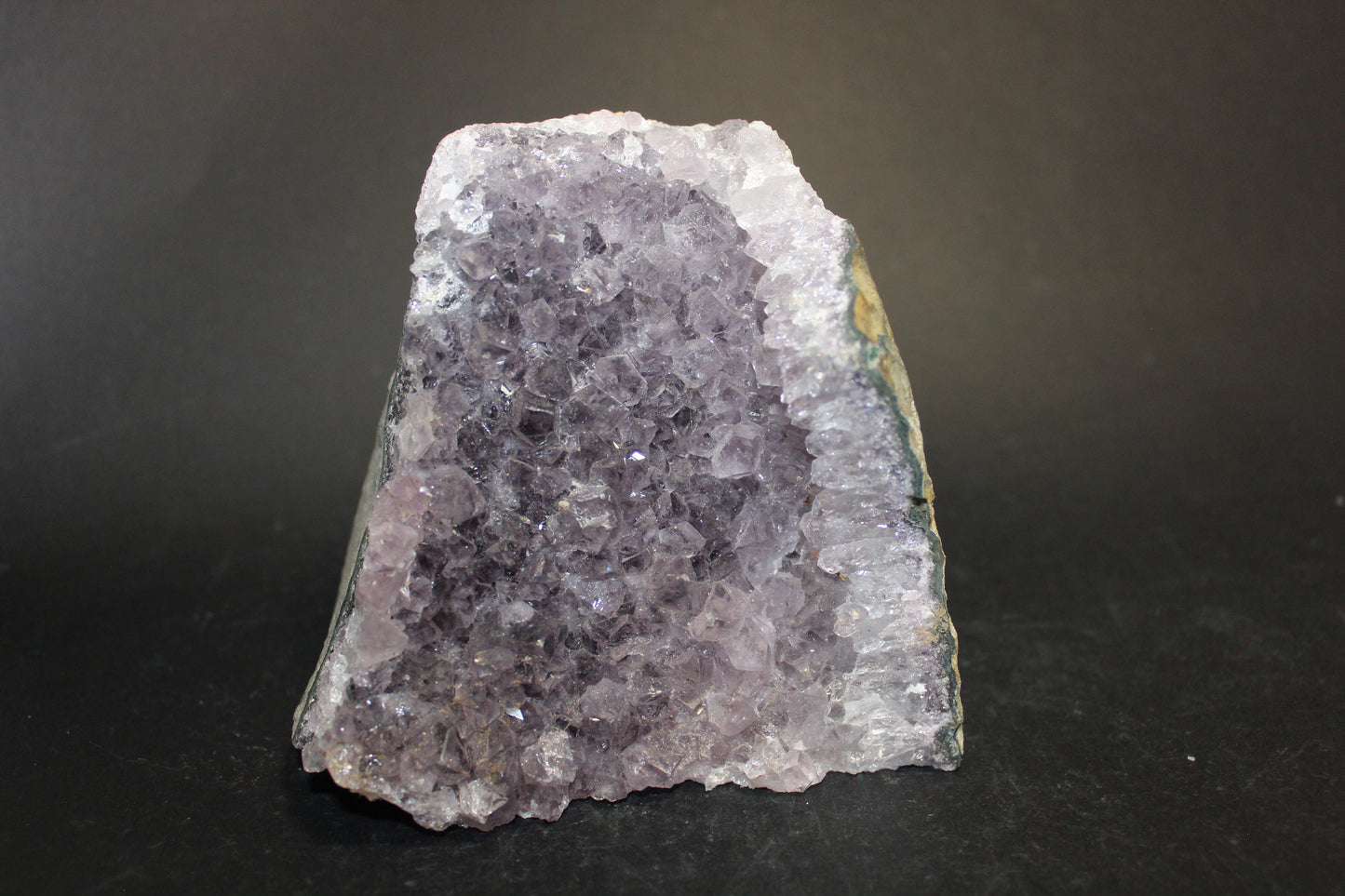 Cluster - Amethyst (stand) - med/lge