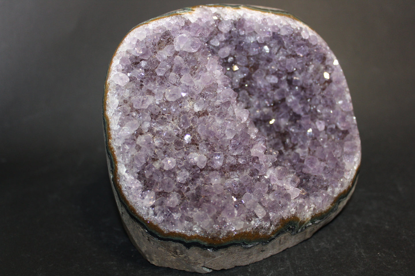 Cave - Amethyst - polished - med/lge