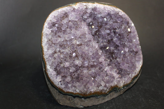 Cave - Amethyst - polished - med/lge
