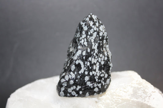 Raw - Snowflake Obsidian - sml