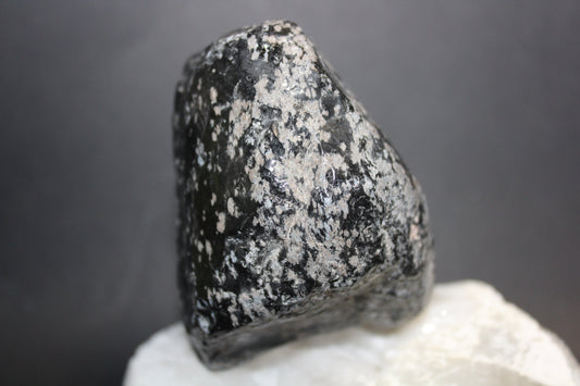 Raw - Snowflake Obsidian - med
