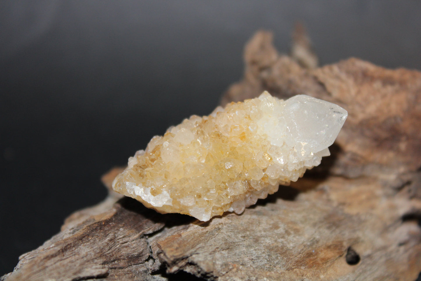 Raw - Spirit Quartz (cluster/point) - sml