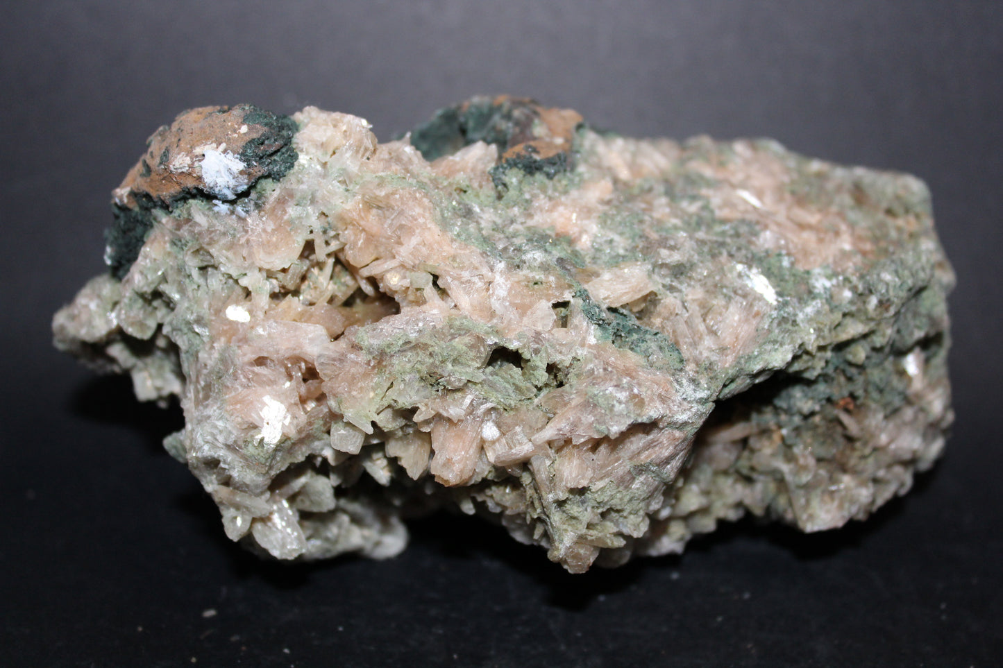 Raw - Heulandite - Green (with Apophyllite & Stilbite) - med/lge
