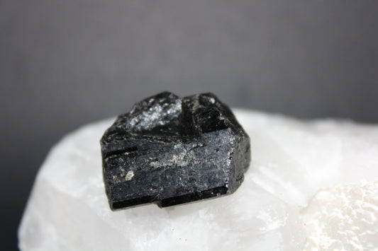 Raw - Tourmaline - Black - xsml