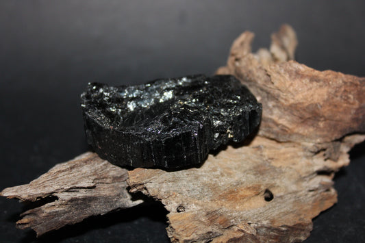 Raw - Tourmaline - Black - sml