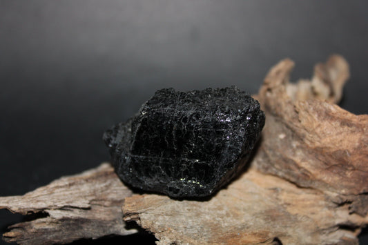 Raw - Tourmaline - Black - sml