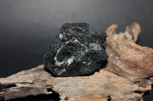 Raw - Tourmaline - Black - sml