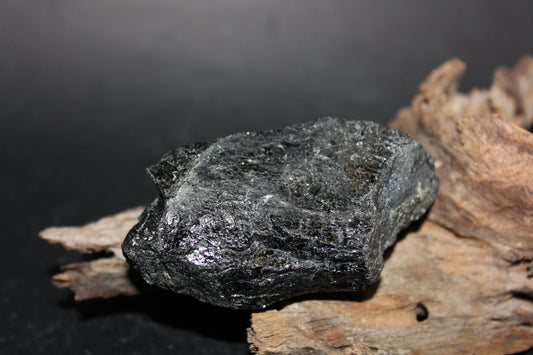 Raw - Tourmaline - Black - sml