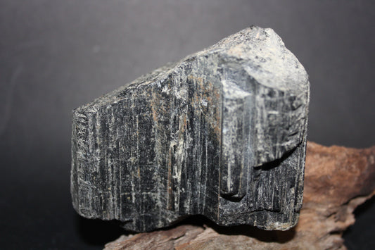 Raw - Tourmaline - Black (Australia) - med