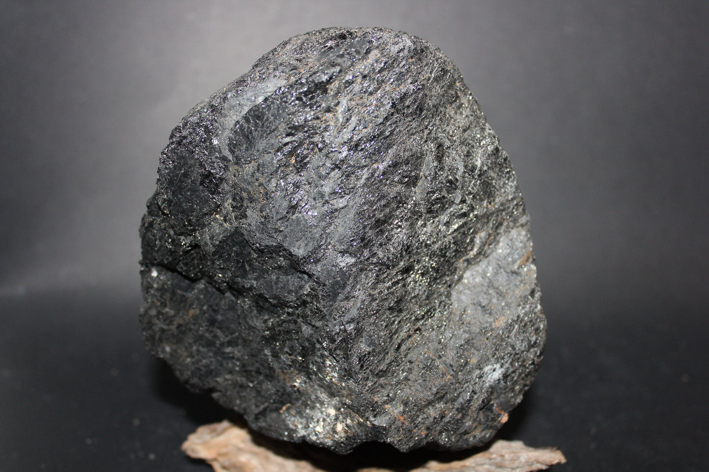 Raw - Tourmaline - Black - lge