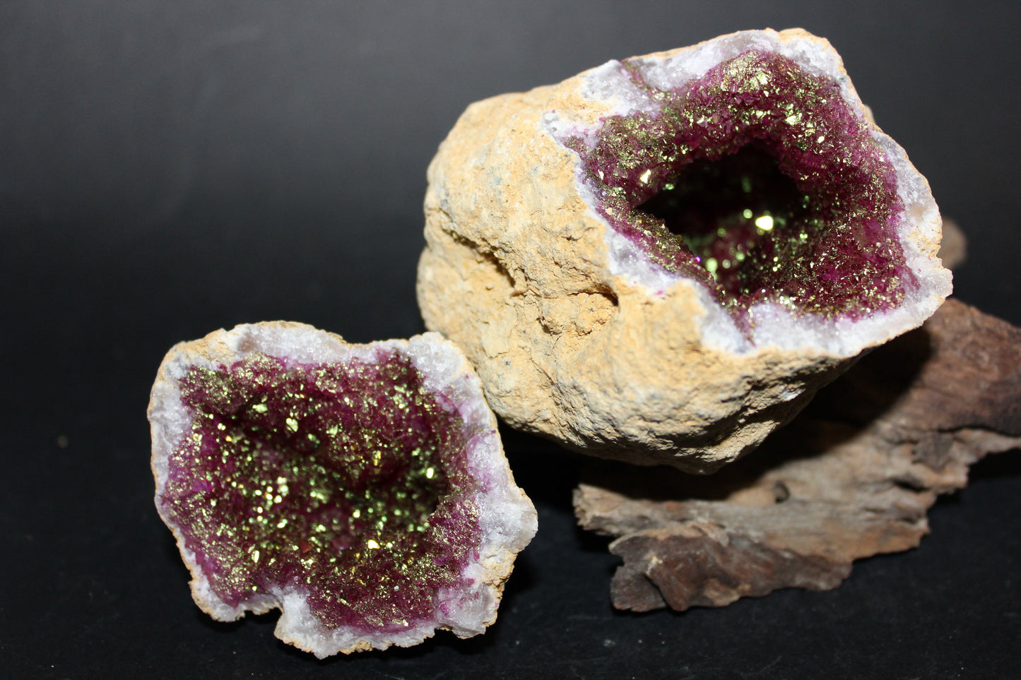 Geode - Clear Quartz (Purple/Green - dyed) - sml/med