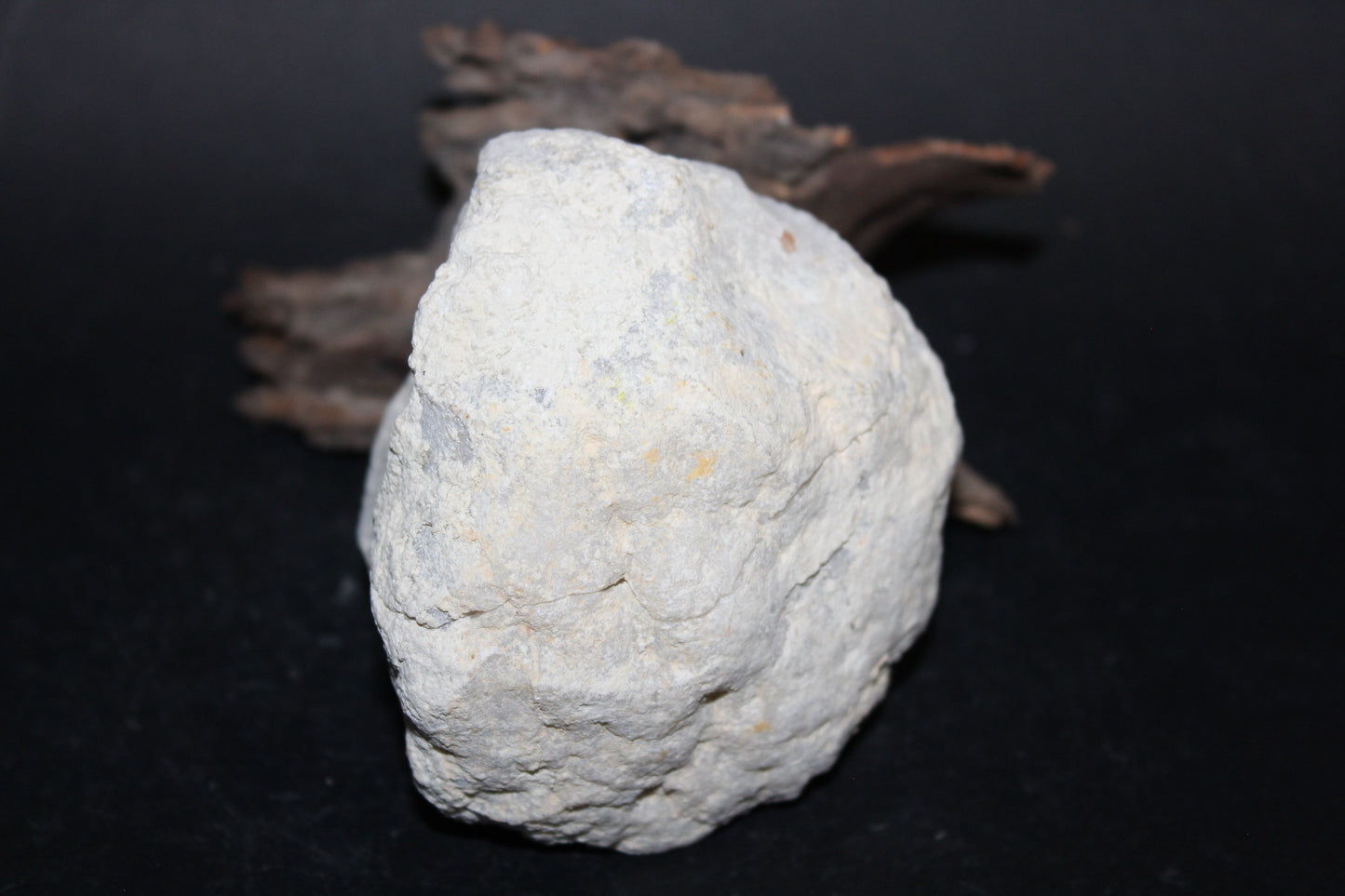 Geode - Clear Quartz - full geode - med