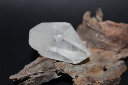 Point - Clear Quartz - med/lge
