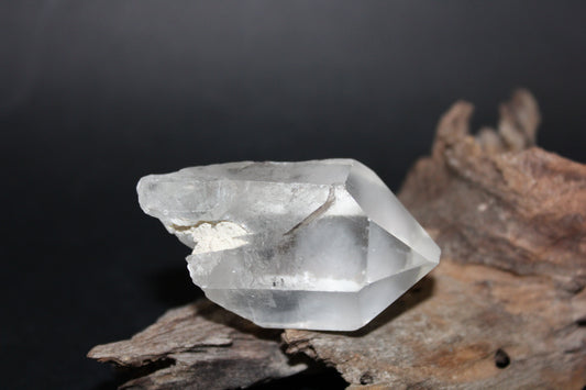 Point - Clear Quartz - med/lge