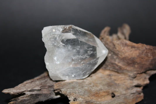 Point - Clear Quartz - med/lge