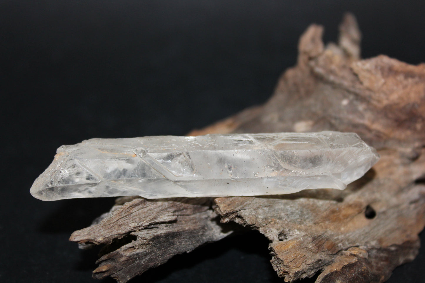 Point - Clear Quartz - Lemurian - med/lge
