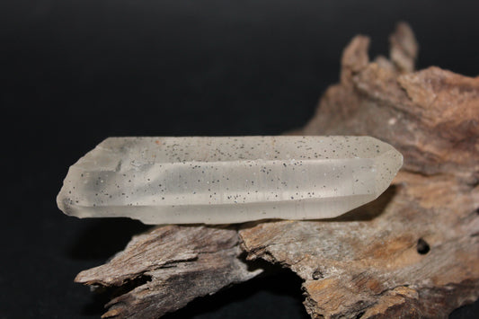 Point - Clear Quartz - Lemurian - med/lge