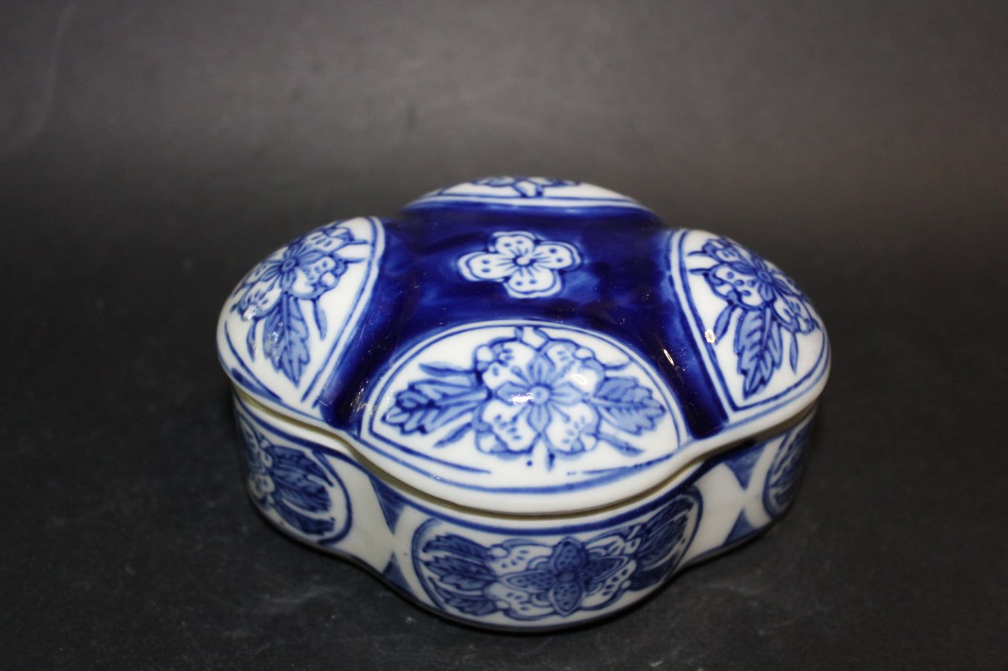 Box - (ceramic) - sml