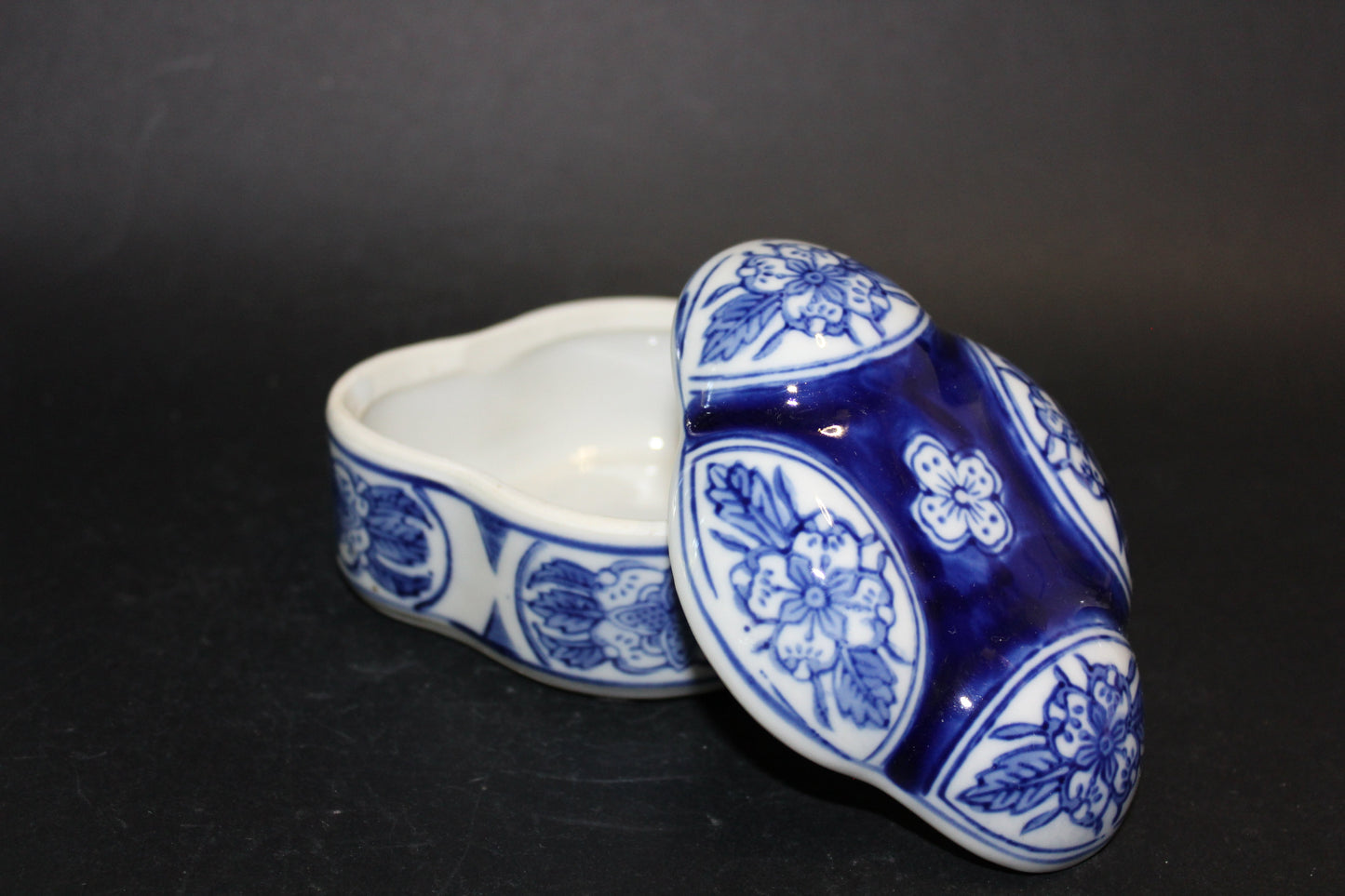 Box - (ceramic) - sml