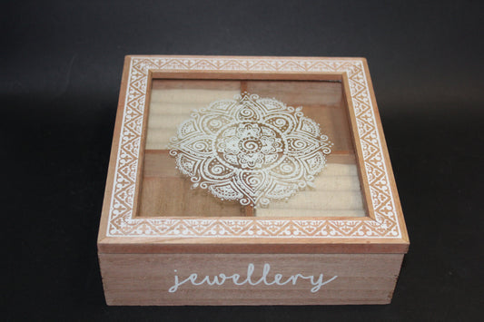 Box - (timber - rings/jewellery) - med