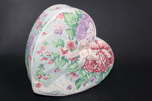 Box - fabric covered (heart)