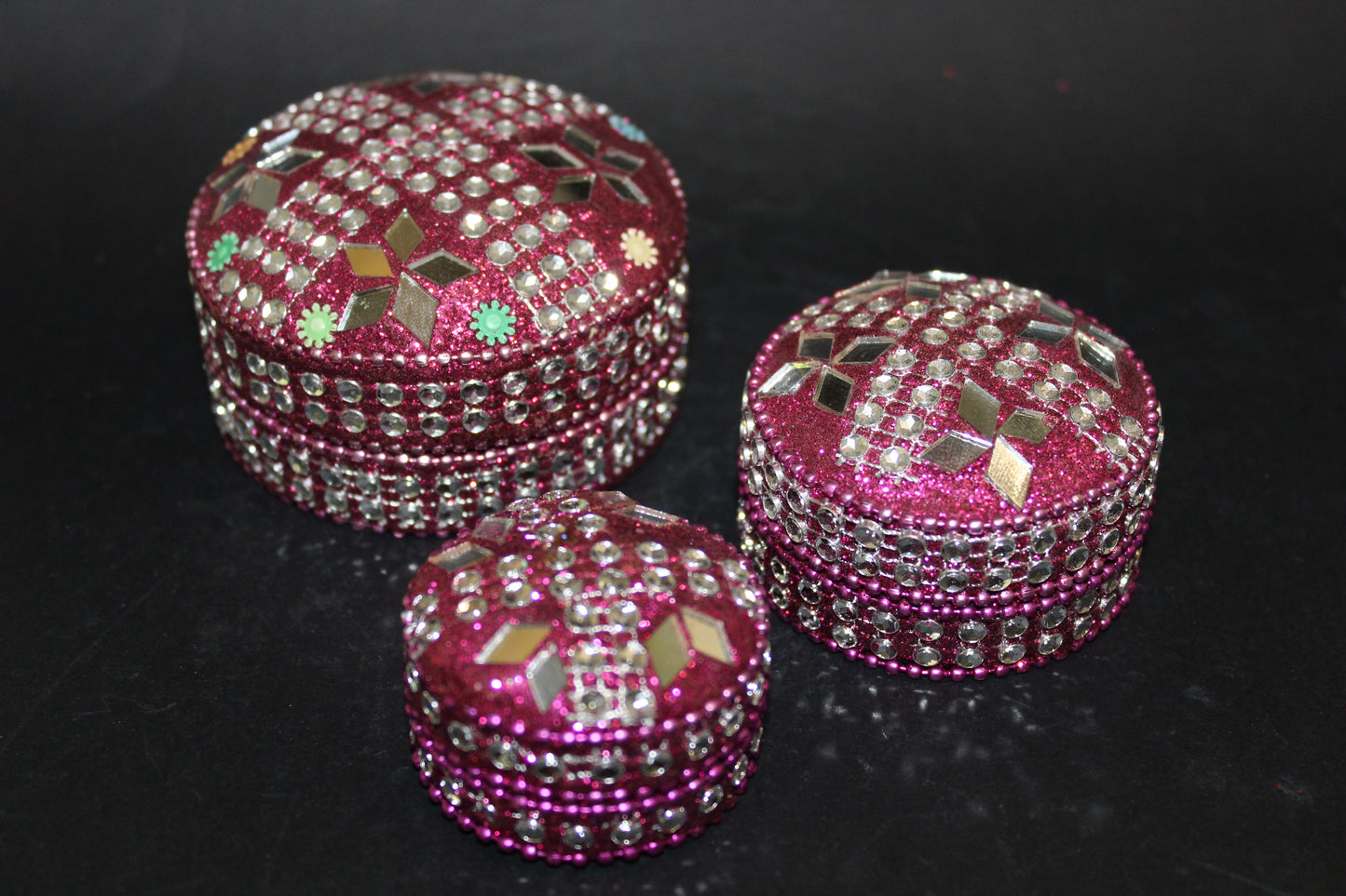 Box - set of 3 stacking pill boxes (metal/bling)