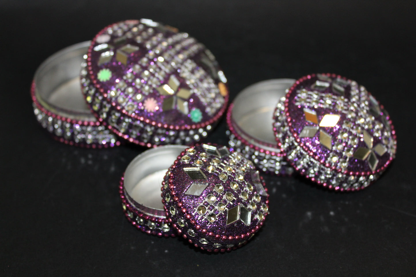 Box - set of 3 stacking pill boxes (metal/bling)