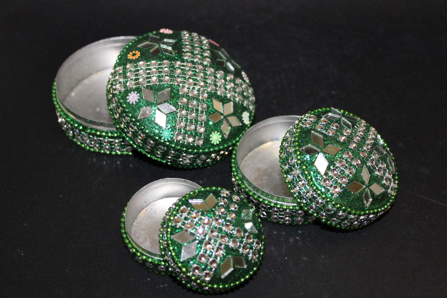 Box - set of 3 stacking pill boxes (metal/bling)