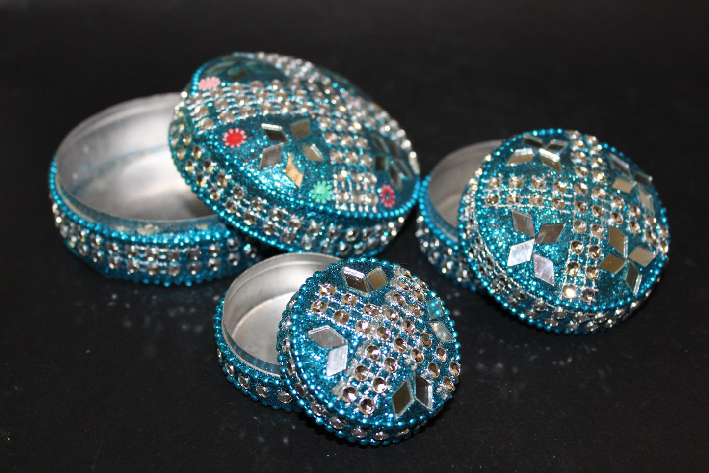 Box - set of 3 stacking pill boxes (metal/bling)