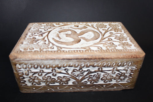 Box - carved timber - OM - lge