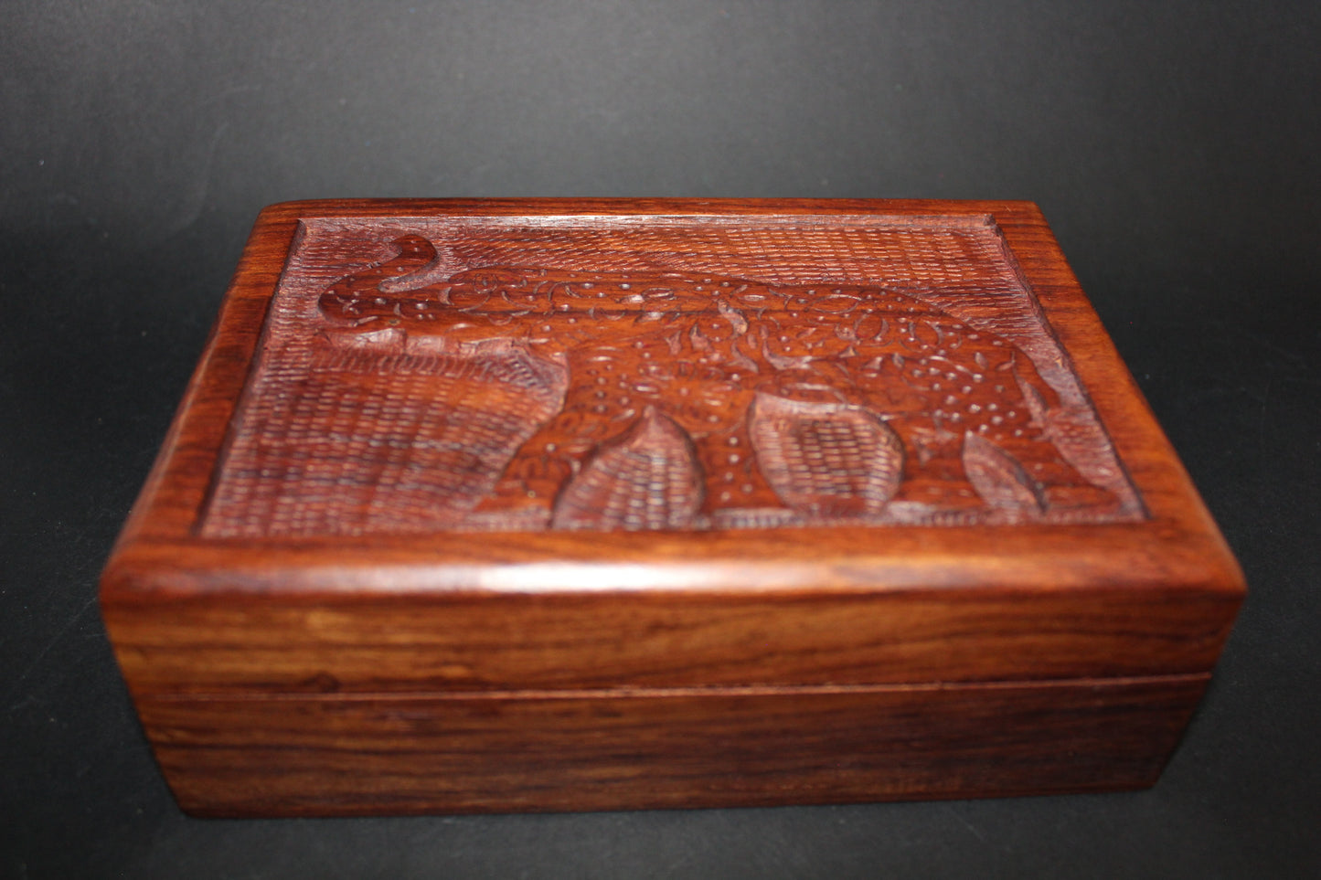 Box - carved timber - Elephant - lge