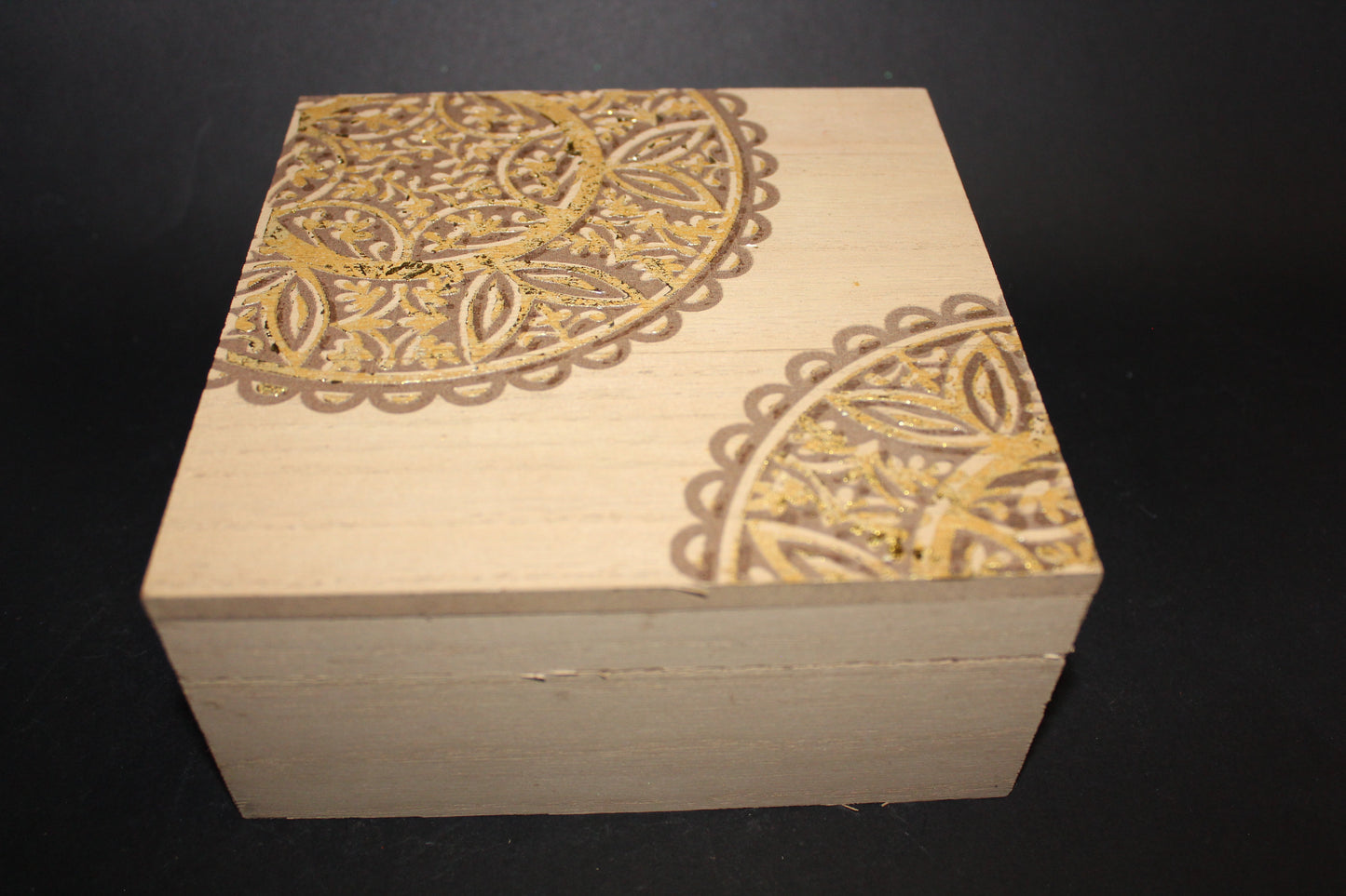 Box - timber with Mandala print - med
