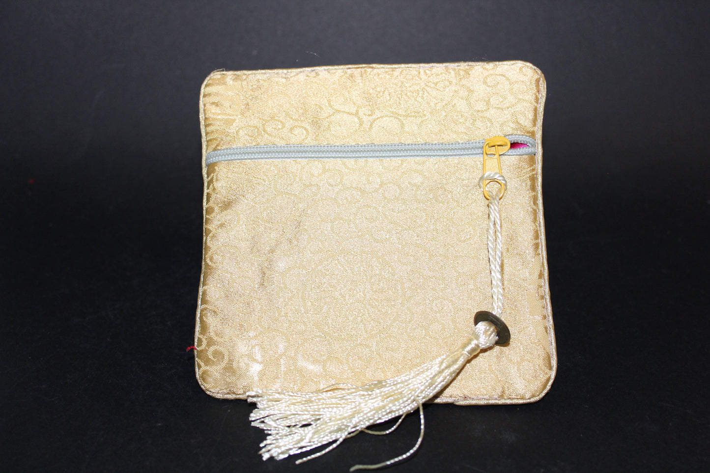Purse - embroidered silk - sml