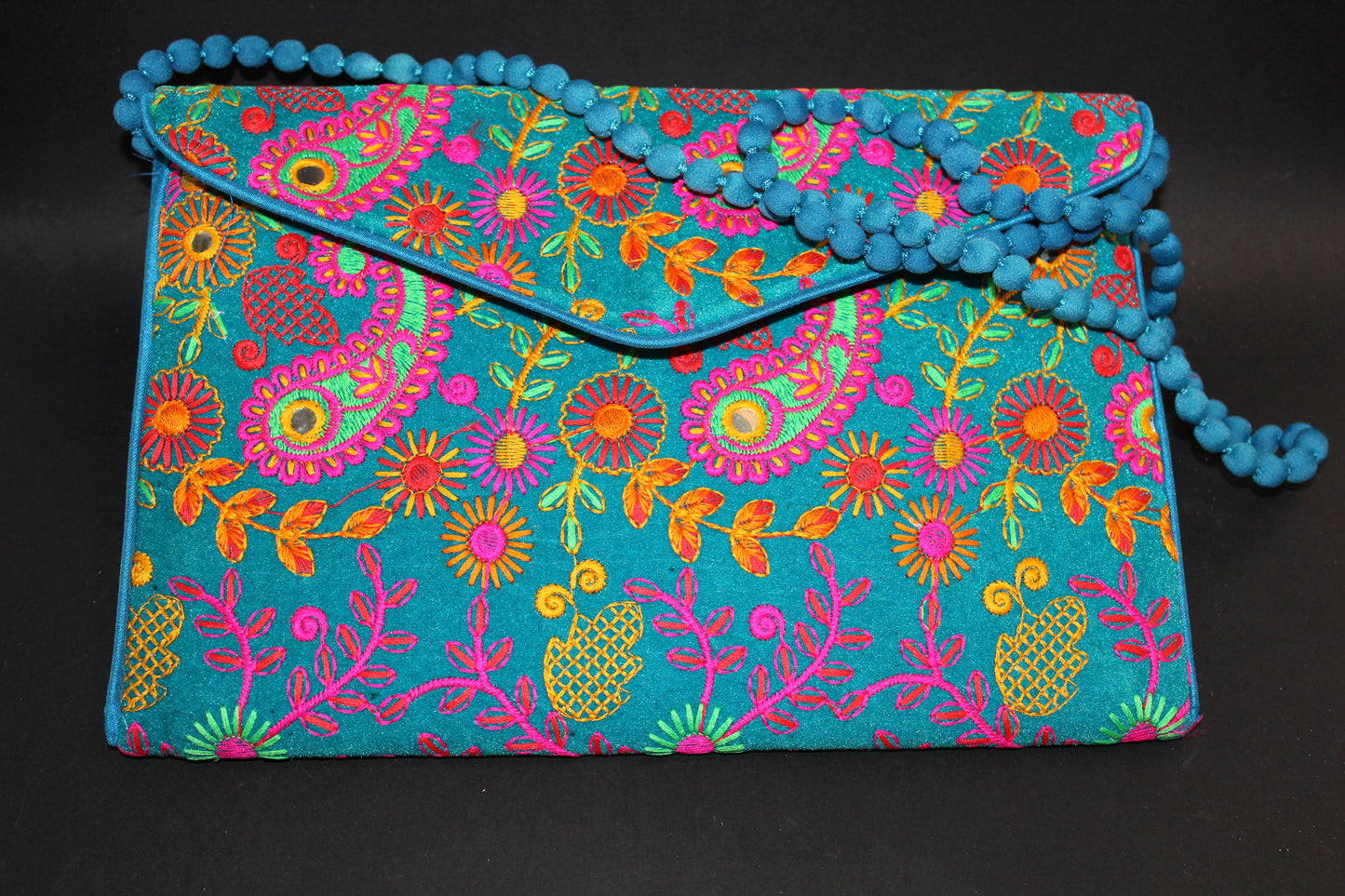 Bag - embroidered clutch/shoulder bag - lge