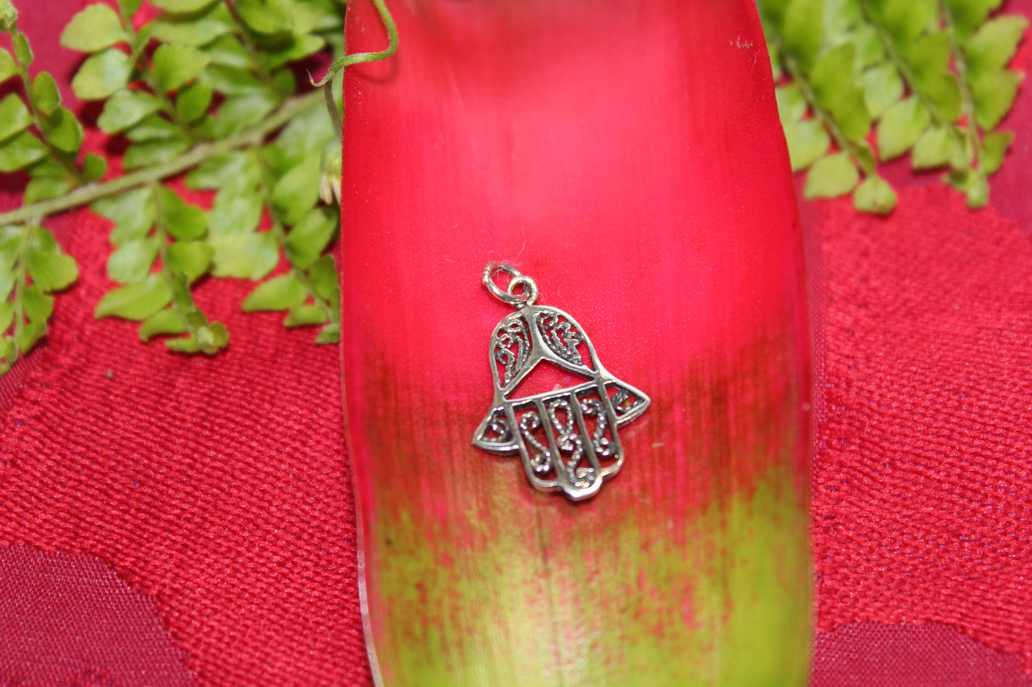 Pendant - S/S - Hand of Fatima (filigree) - sml