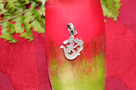 Pendant - S/S - OM - sml