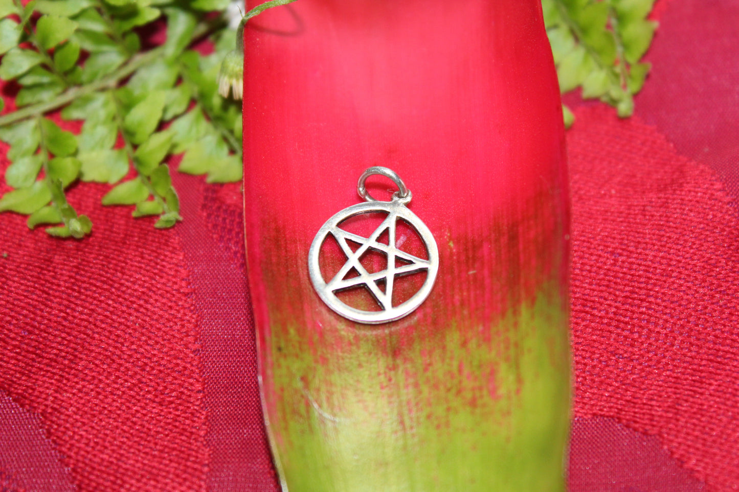 Pendant - S/S - Pentagram - xsml