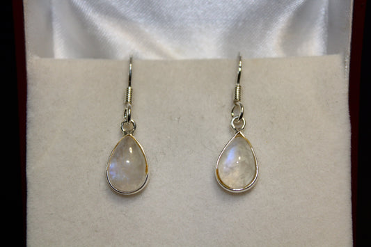 Earrings - Moonstone (Rainbow) - tear