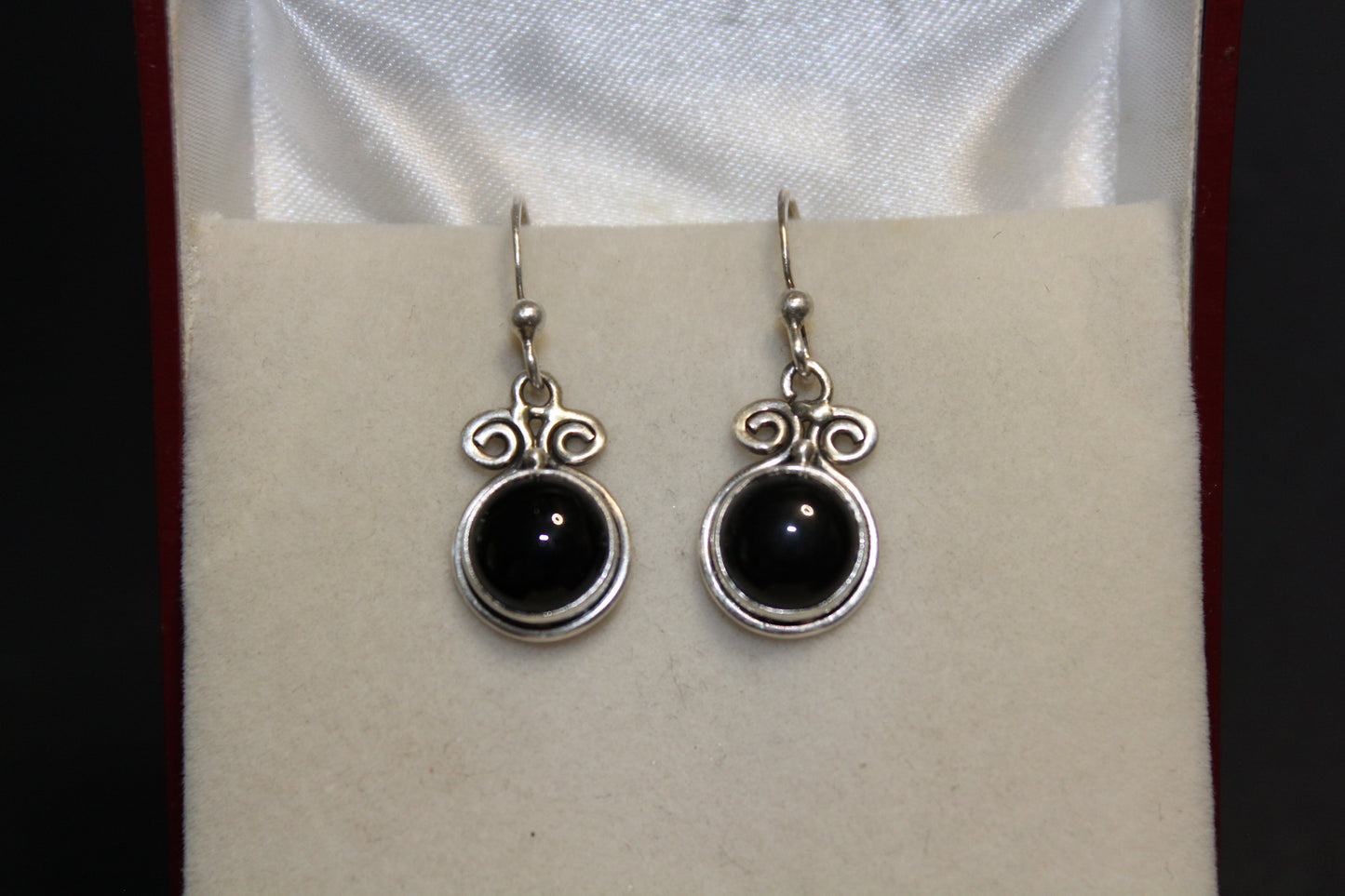 Earrings - Onyx - round
