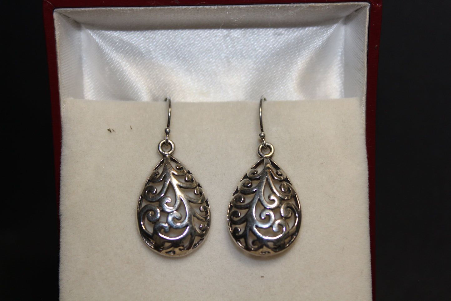 Earrings - S/S - Filigree (dome/tear)
