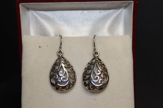 Earrings - S/S - Filigree (dome/tear)