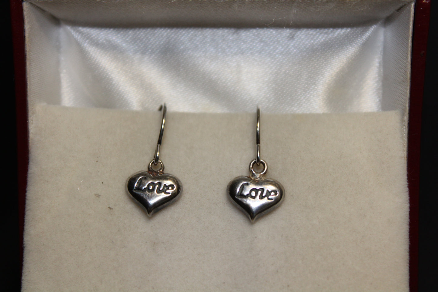 Earrings - S/S - Hearts with "Love" wording