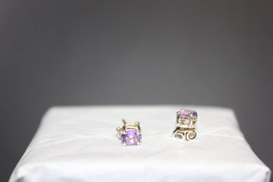 Earrings - Studs - Amethyst (faceted) - square