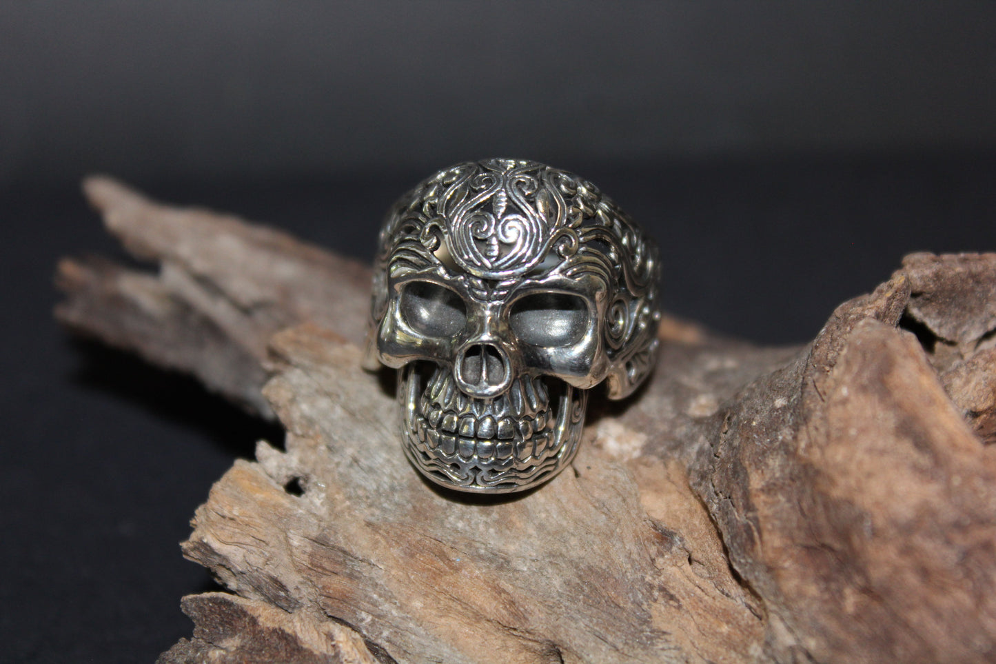 Ring - Men's - Stirling Silver (Skull)