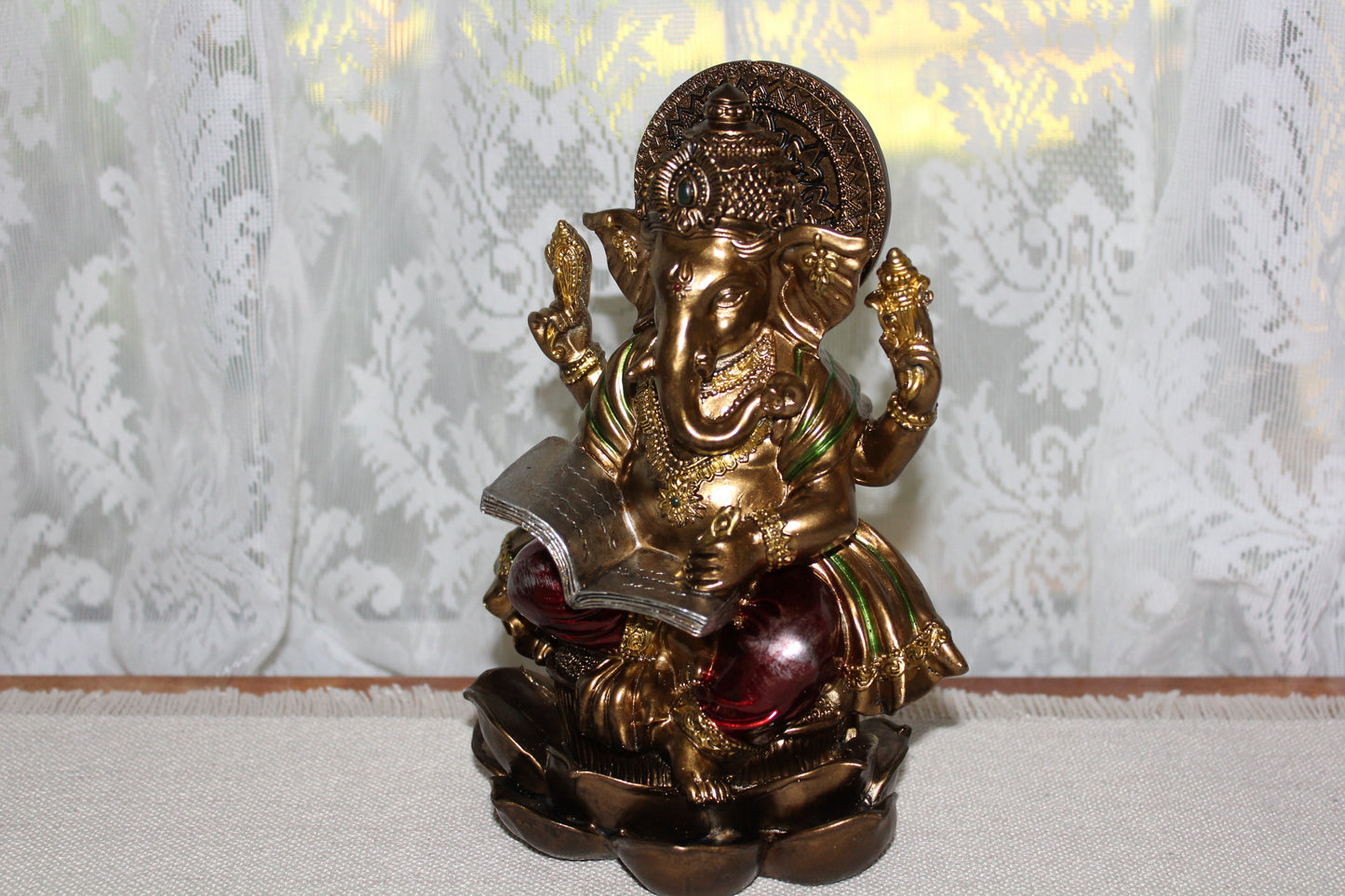 Ganesha - writing scriptures - detailed