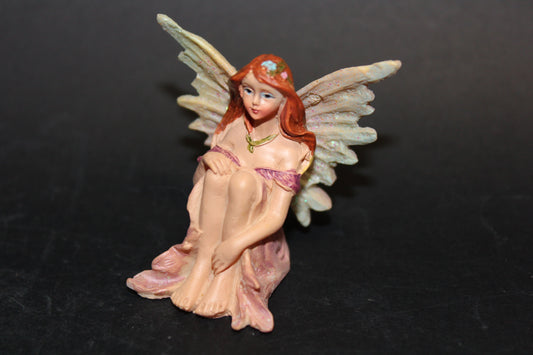 Fairy - sitting (pink) - sml