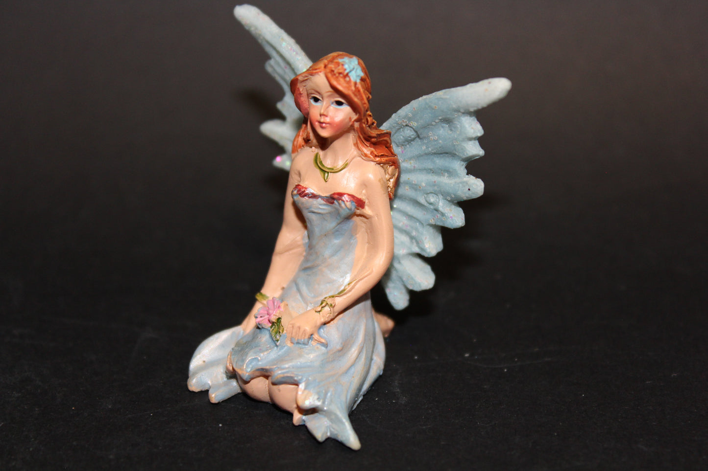 Fairy - sitting (blue) - sml