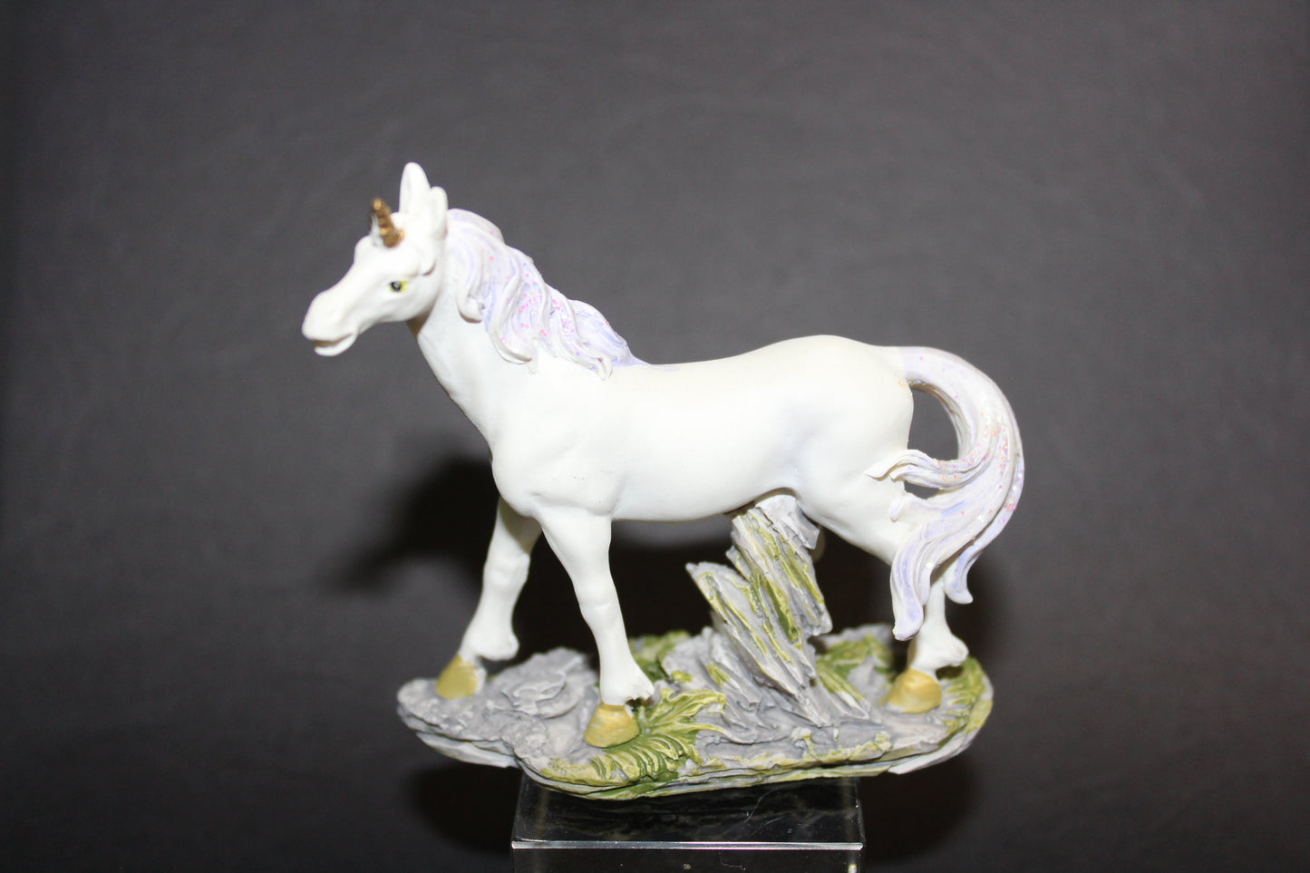 Unicorn (white/purple)