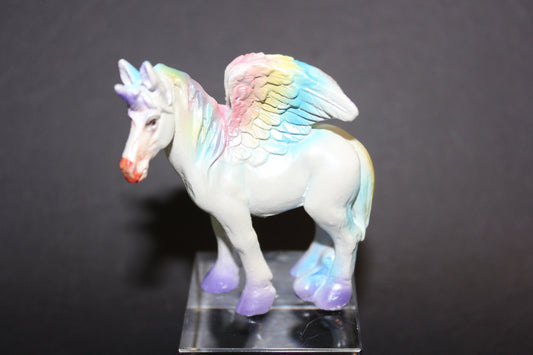 Unicorn/Pegasus (rainbow)