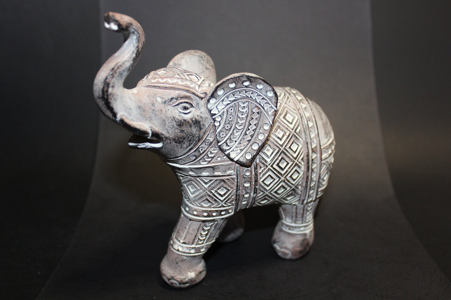 Elephant (carved, whitewashed timber look)